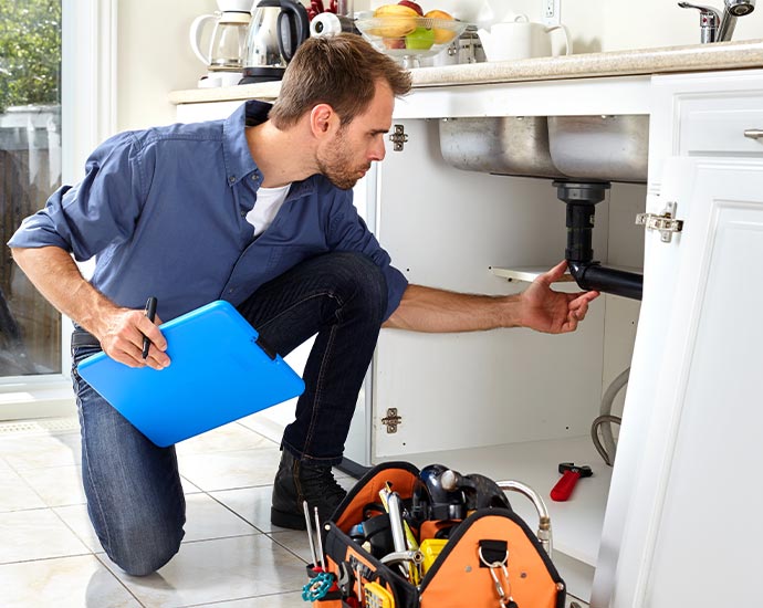 Professional plumbing check-up service 