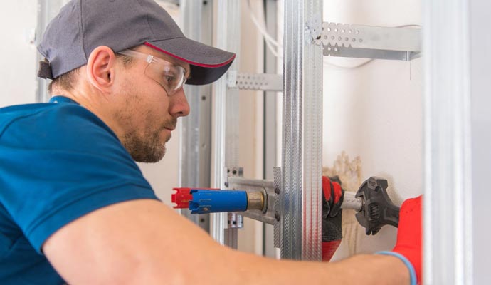 Plumbing maintenance service Plumbing maintenance service